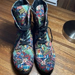 MARVEL VINTAGE COMBAT BOOTS 9